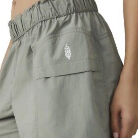 NWT FP MOVEMENT in the wild shorts in grey olive size small - Picture 8 of 16